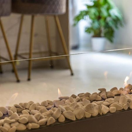 New & Unique Apartment - A 5 Minutes Ferry To Capital City Of Valletta Senglea Exteriör bild
