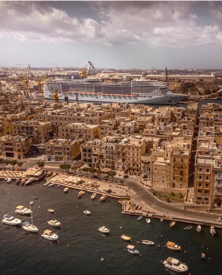 New & Unique Apartment - A 5 Minutes Ferry To Capital City Of Valletta Senglea Exteriör bild